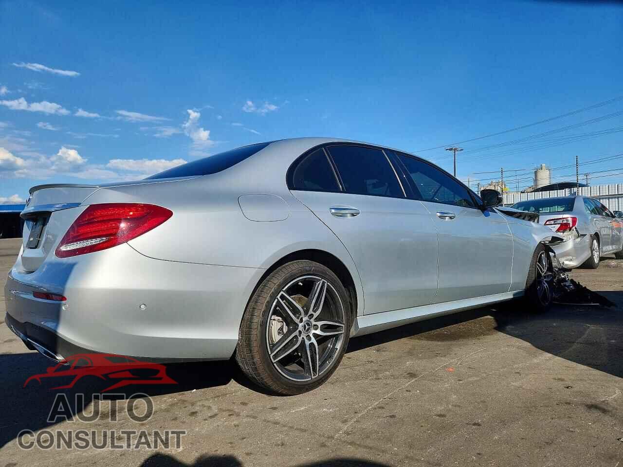 MERCEDES-BENZ E-CLASS 2020 - W1KZF8DB1LA831561