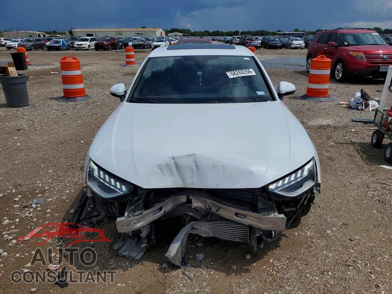 AUDI A4 2021 - WAUEAAF46MN011612