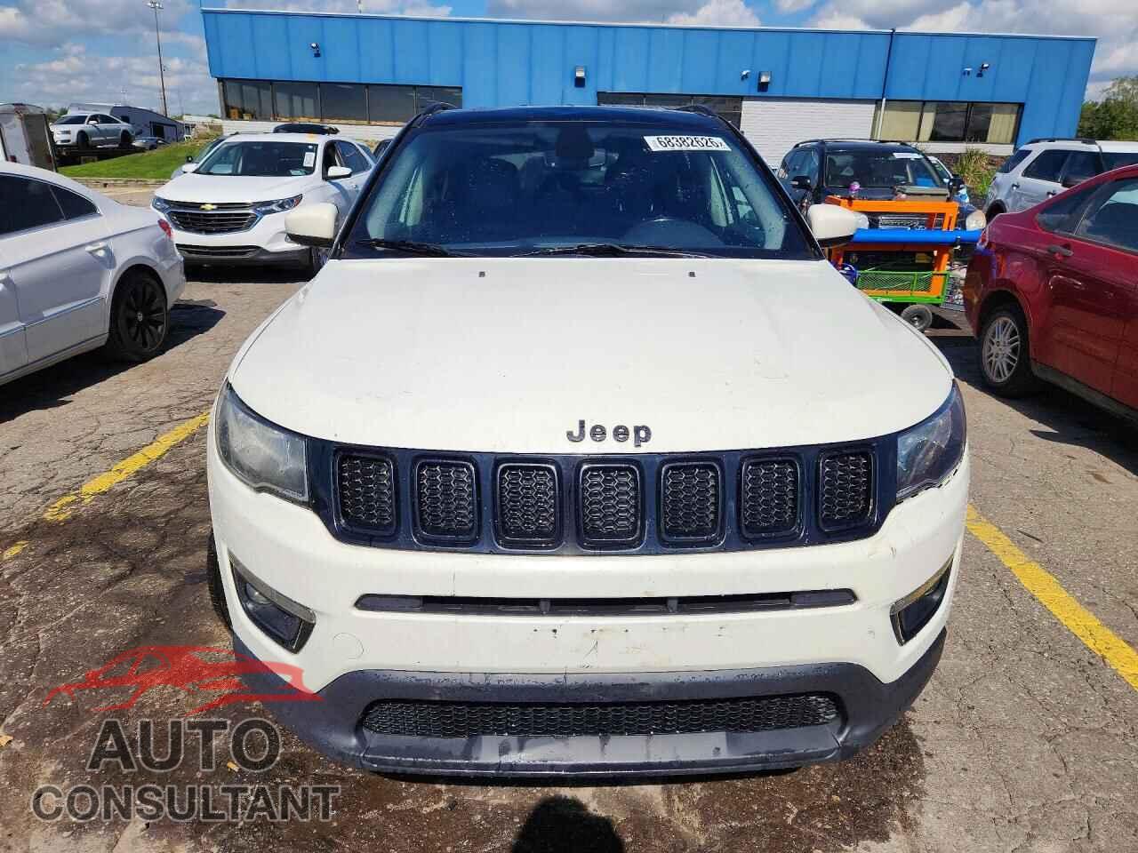 JEEP COMPASS 2018 - 3C4NJDBB8JT453490