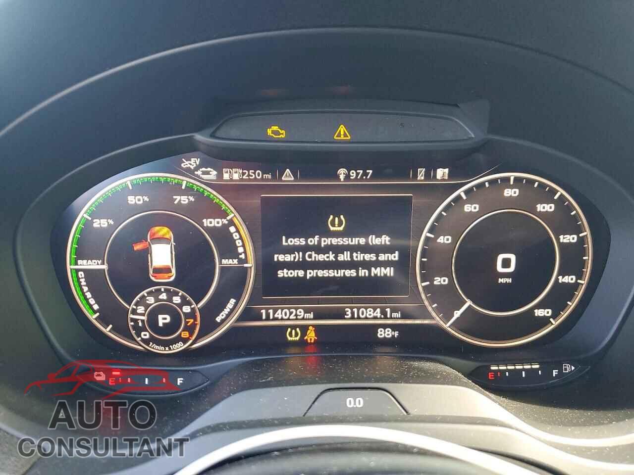 AUDI A3 2017 - WAUTPBFF2HA035870