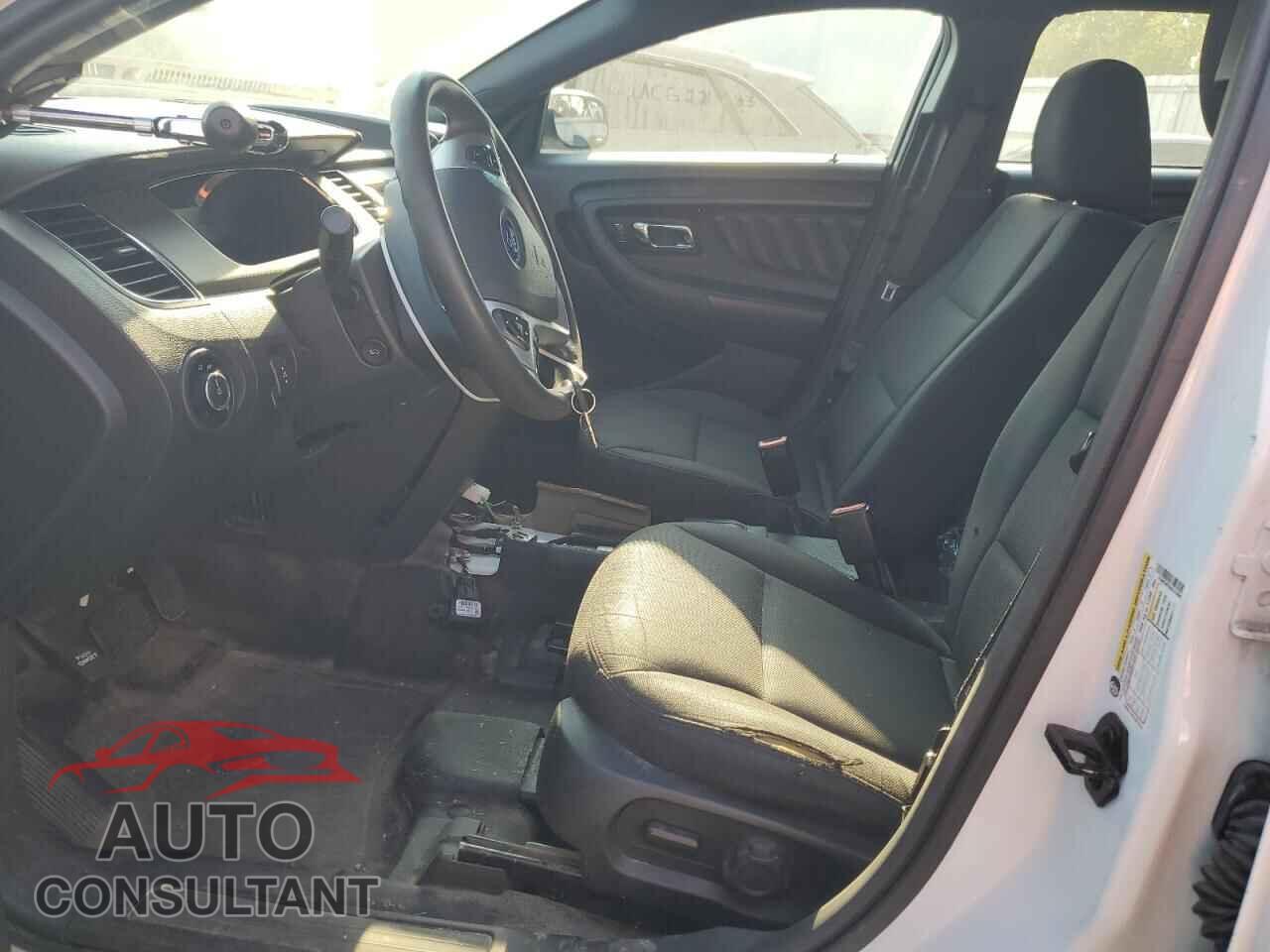 FORD TAURUS 2017 - 1FAHP2MT6HG123888