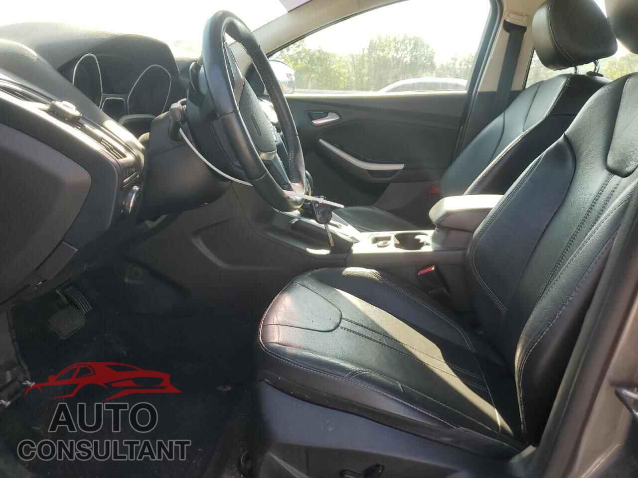 FORD FOCUS 2014 - 1FADP3F26EL190695