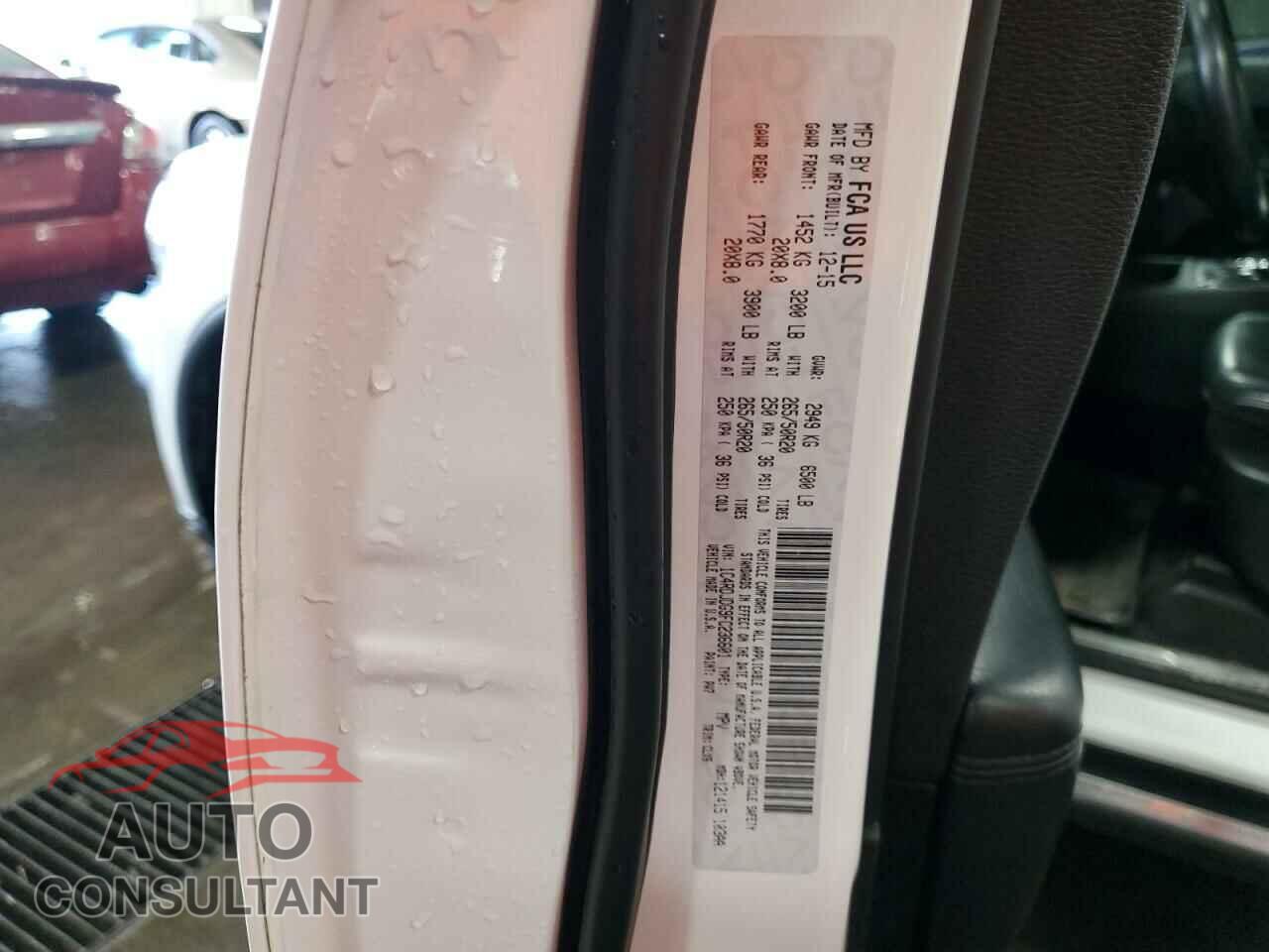 DODGE DURANGO 2015 - 1C4RDJDG9FC236601