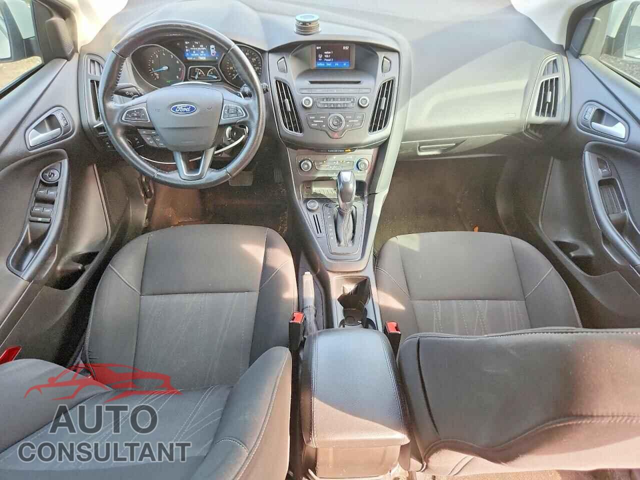FORD FOCUS 2016 - 1FADP3K22GL230618