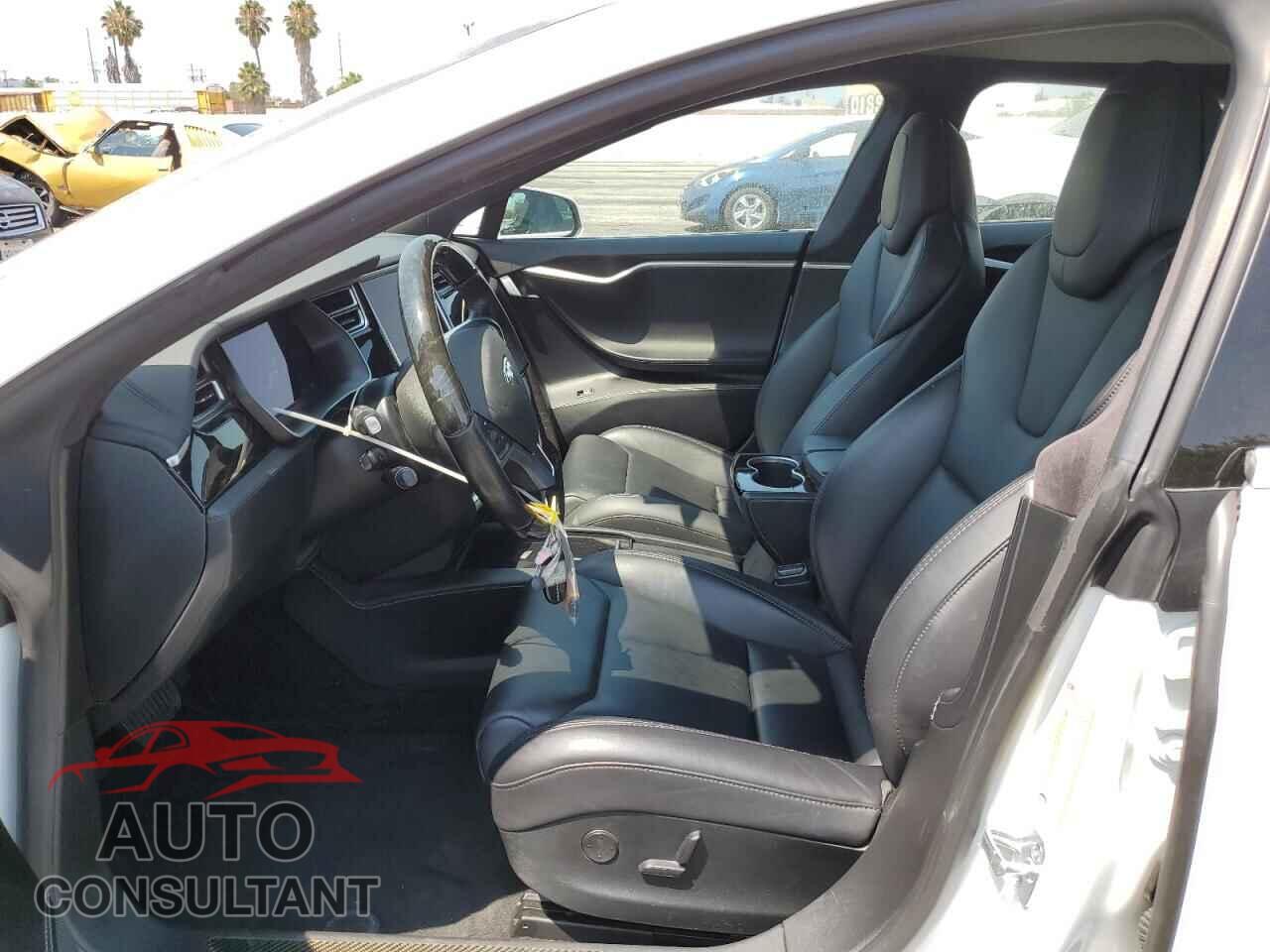 TESLA MODEL S 2018 - 5YJSA1E25JF247135