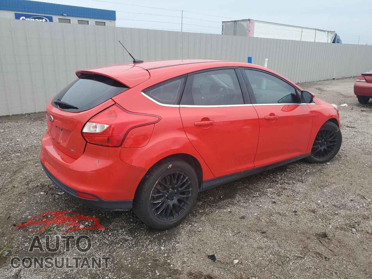 FORD FOCUS 2012 - 1FAHP3M2XCL162190
