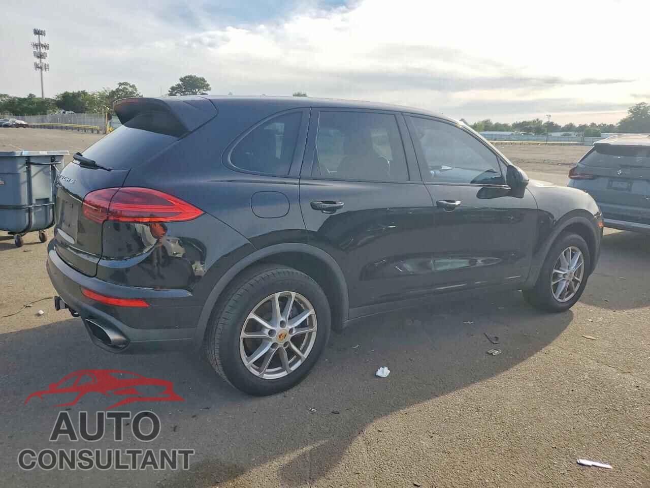 PORSCHE CAYENNE 2016 - WP1AA2A26GKA11854