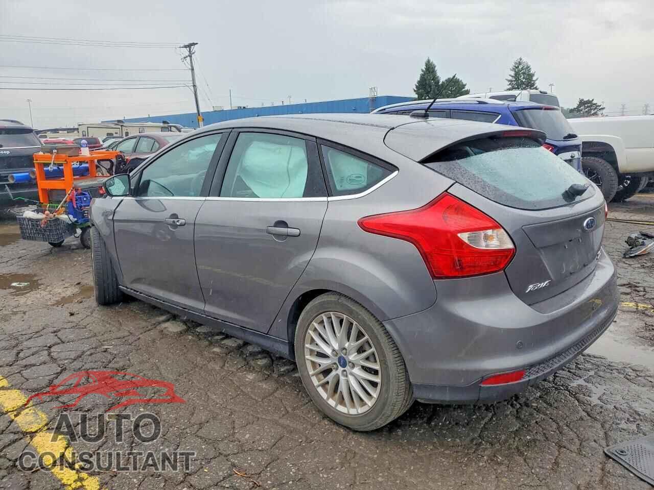 FORD FOCUS 2014 - 1FADP3N25EL270099