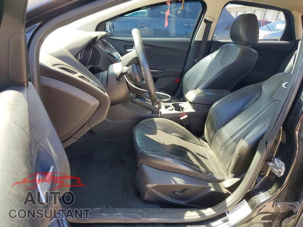 FORD FOCUS 2013 - 1FADP3K2XDL195385