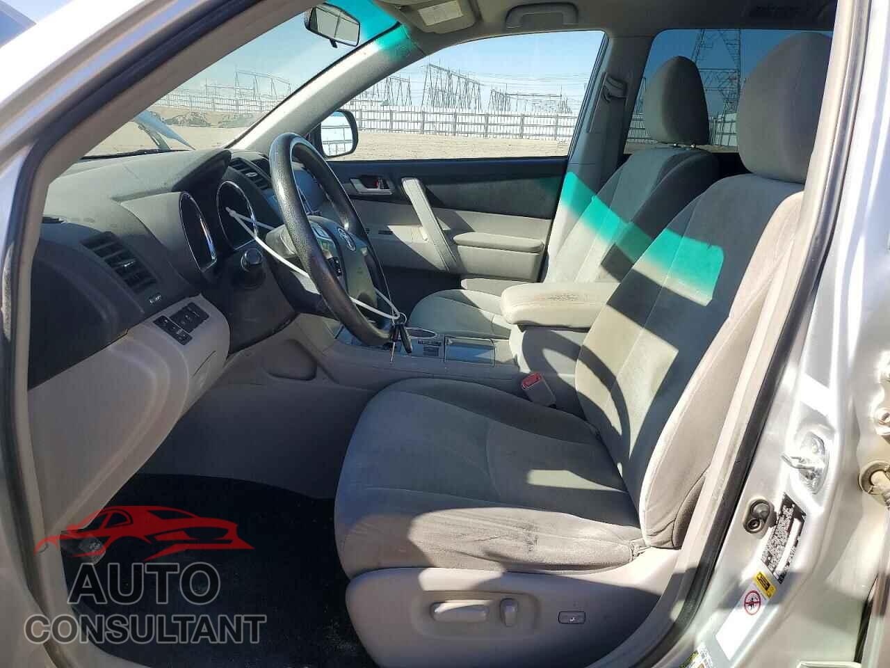 TOYOTA HIGHLANDER 2013 - 5TDZA3EH8DS045582