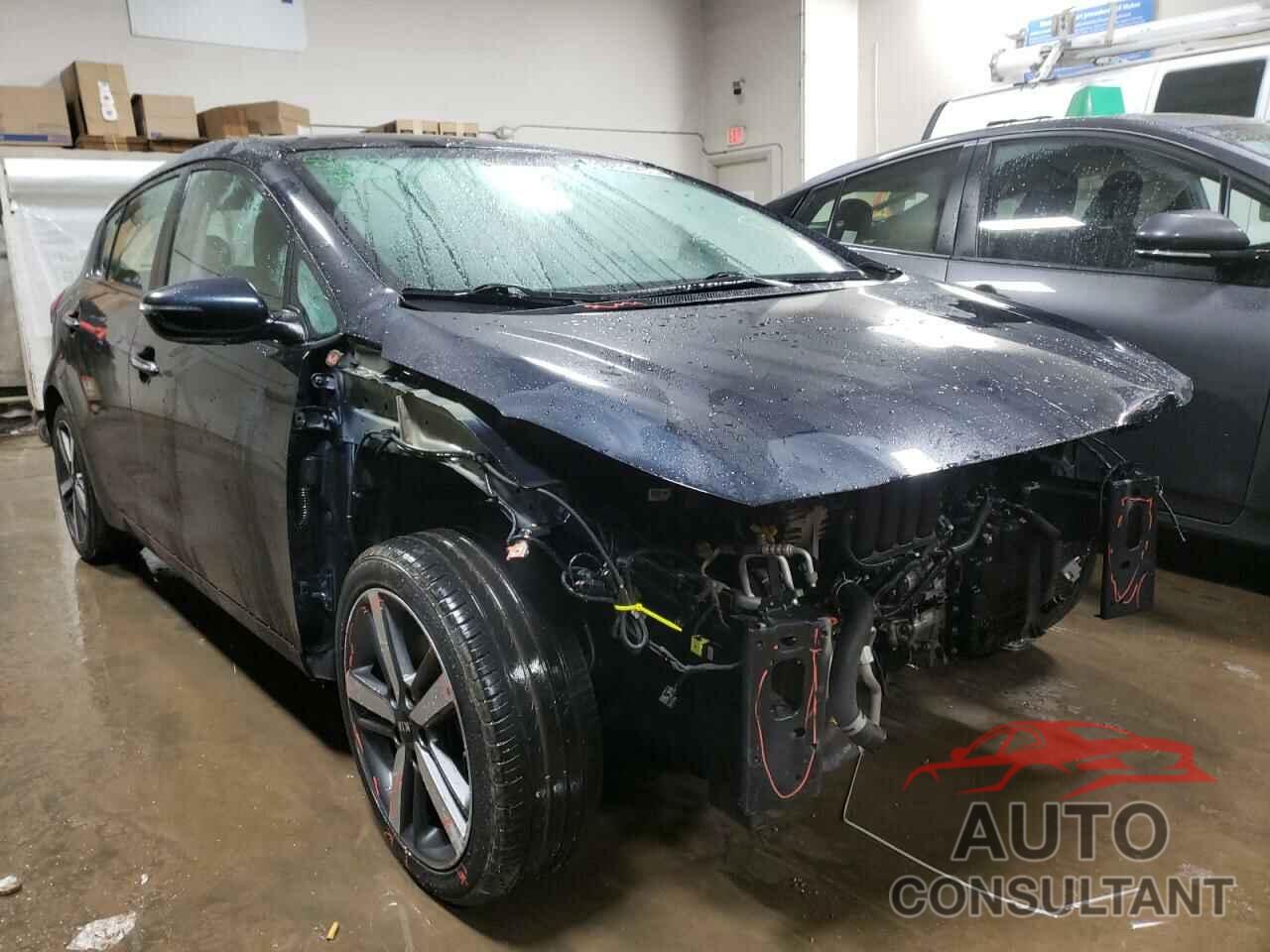 KIA FORTE 2017 - KNAFX5A83H5690247