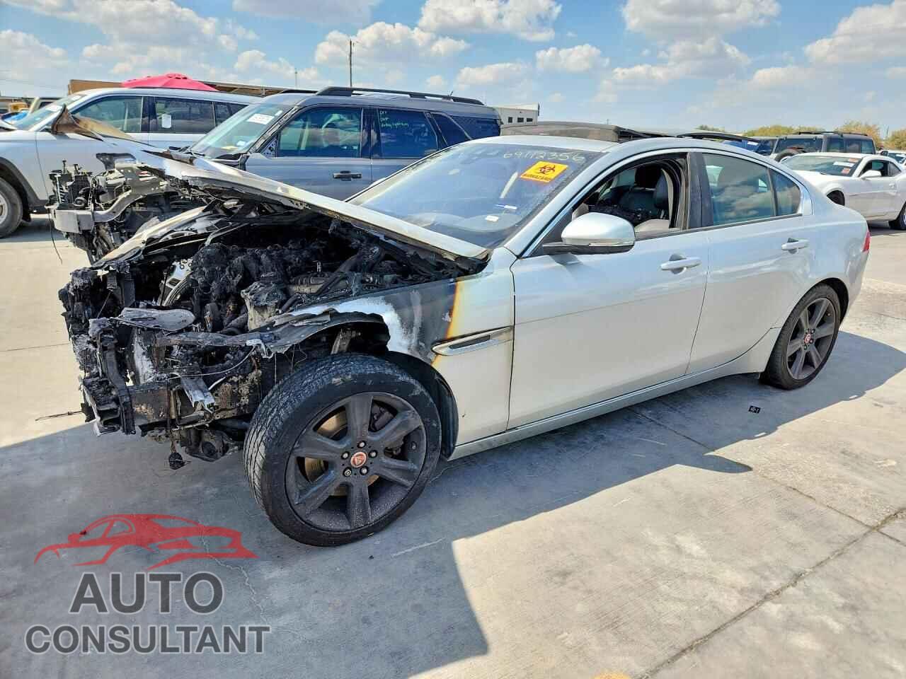 JAGUAR XE 2017 - SAJAD4BG6HA963227