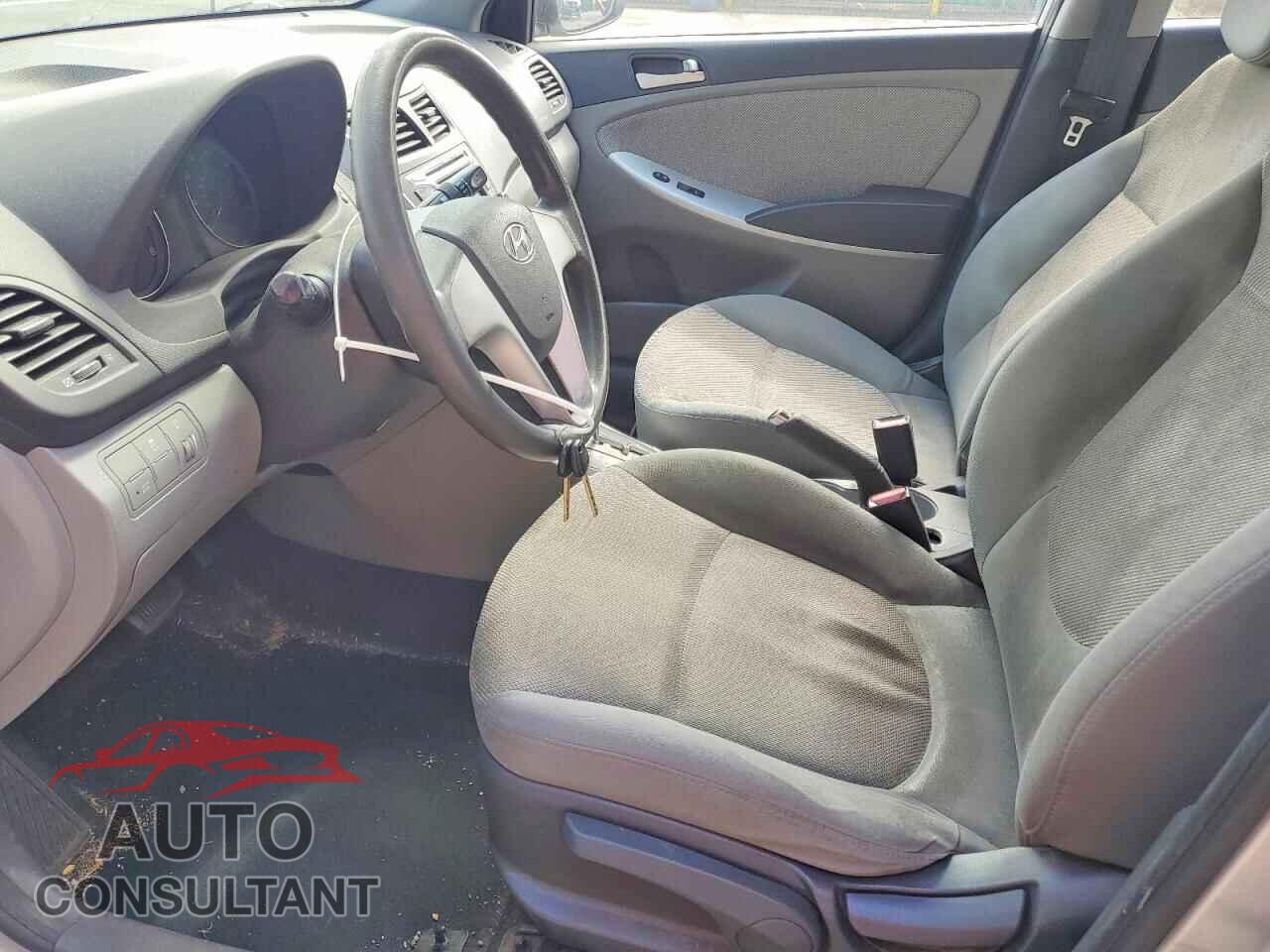 HYUNDAI ACCENT 2013 - KMHCT4AE1DU296467