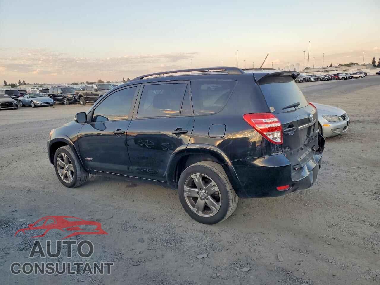 TOYOTA RAV4 2011 - JTMWF4DV3B5033540