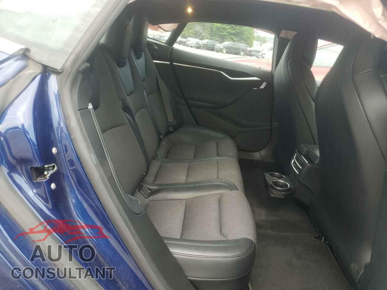 TESLA MODEL S 2017 - 5YJSA1E18HF231092