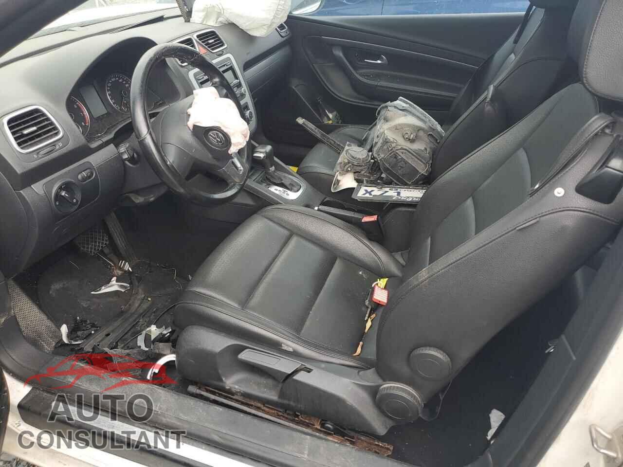 VOLKSWAGEN EOS 2011 - WVWBD7AH9BV005228