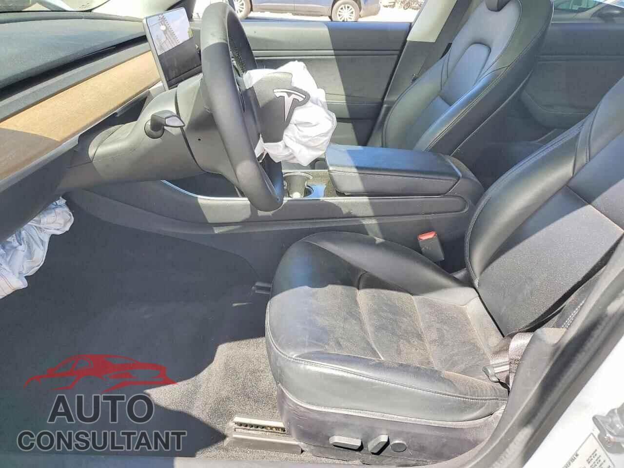 TESLA MODEL 3 2019 - 5YJ3E1EA1KF446524