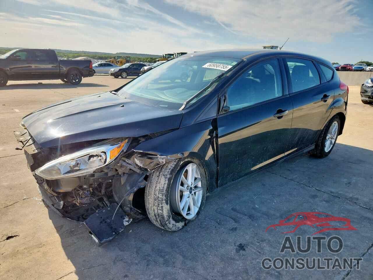 FORD FOCUS 2018 - 1FADP3K20JL320521