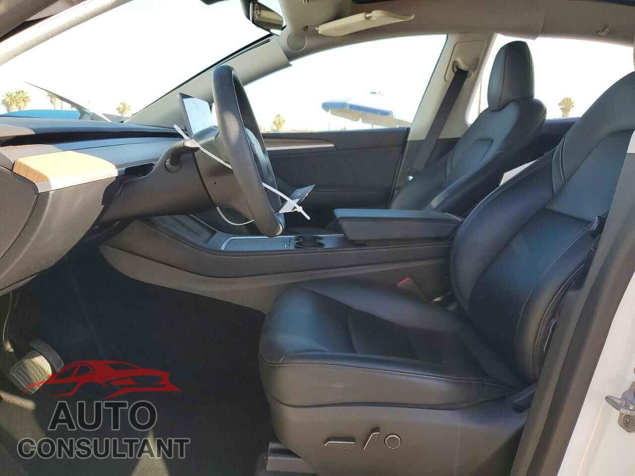 TESLA MODEL Y 2023 - 7SAYGDEE9PA106114