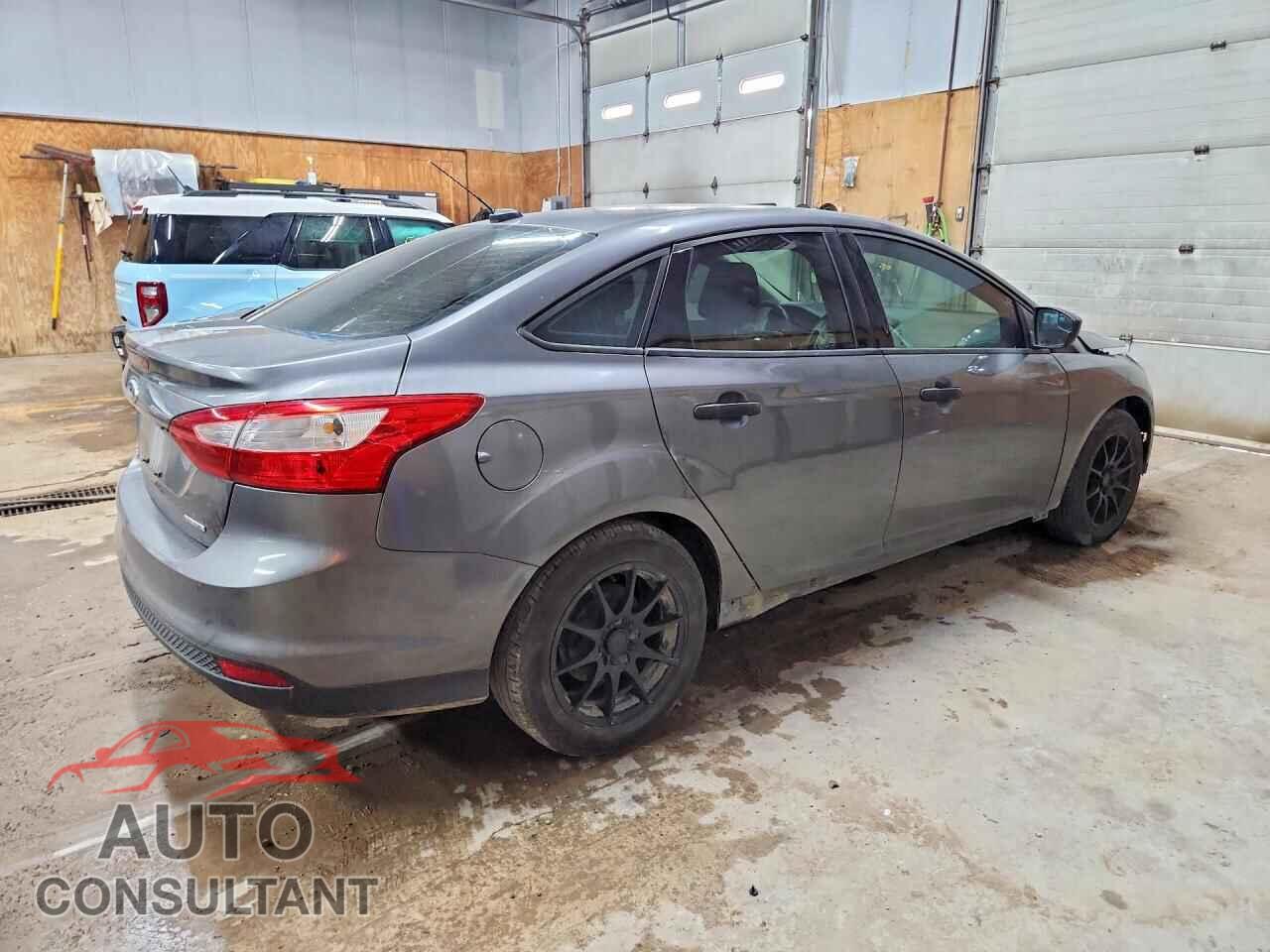FORD FOCUS 2013 - 1FADP3E26DL317705