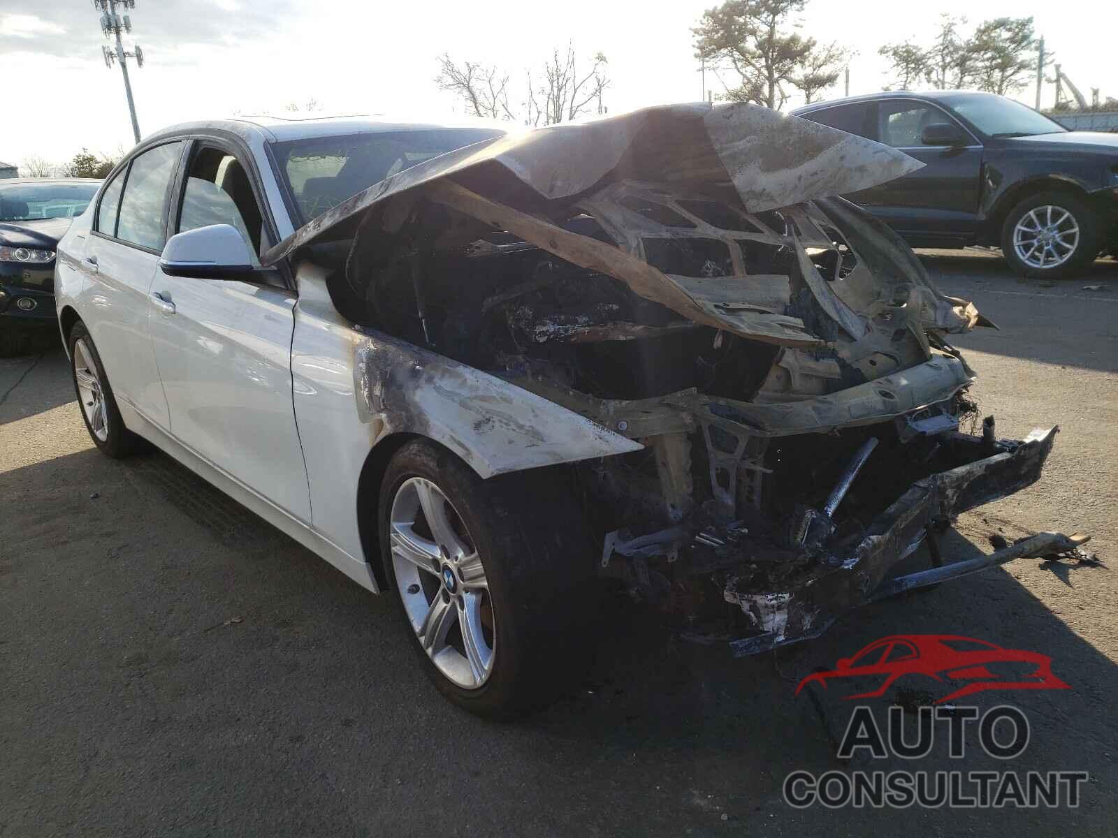 BMW 3 SERIES 2016 - WBA8E3G58GNU04486