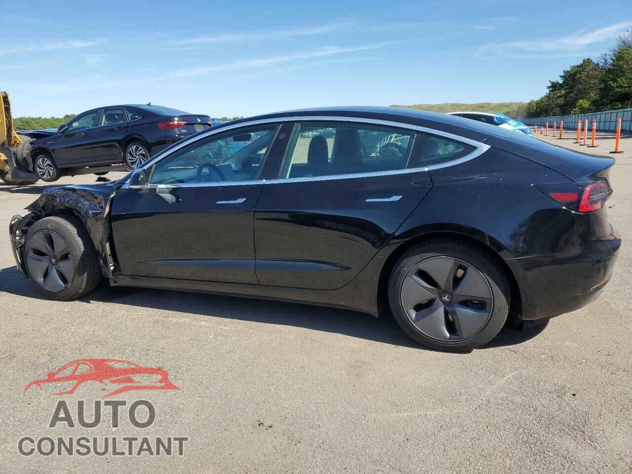 TESLA MODEL 3 2019 - 5YJ3E1EB3KF193439
