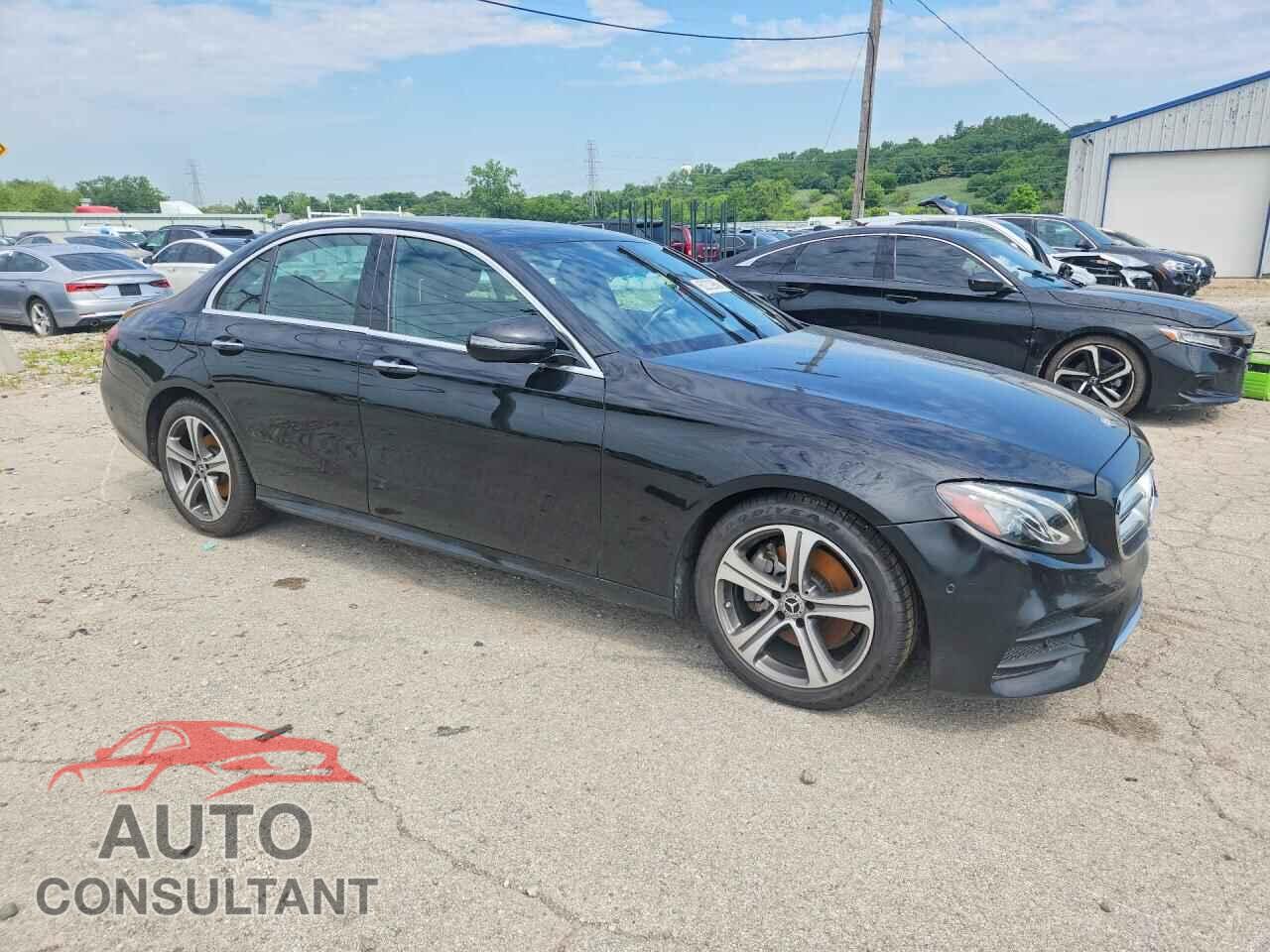 MERCEDES-BENZ E-CLASS 2018 - WDDZF4KB4JA472019