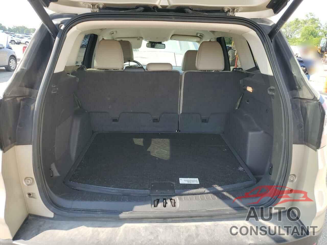 FORD ESCAPE 2017 - 1FMCU9J98HUB57598