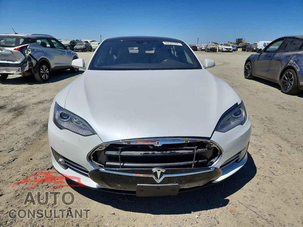 TESLA MODEL S 2015 - 5YJSA1S10FF099415