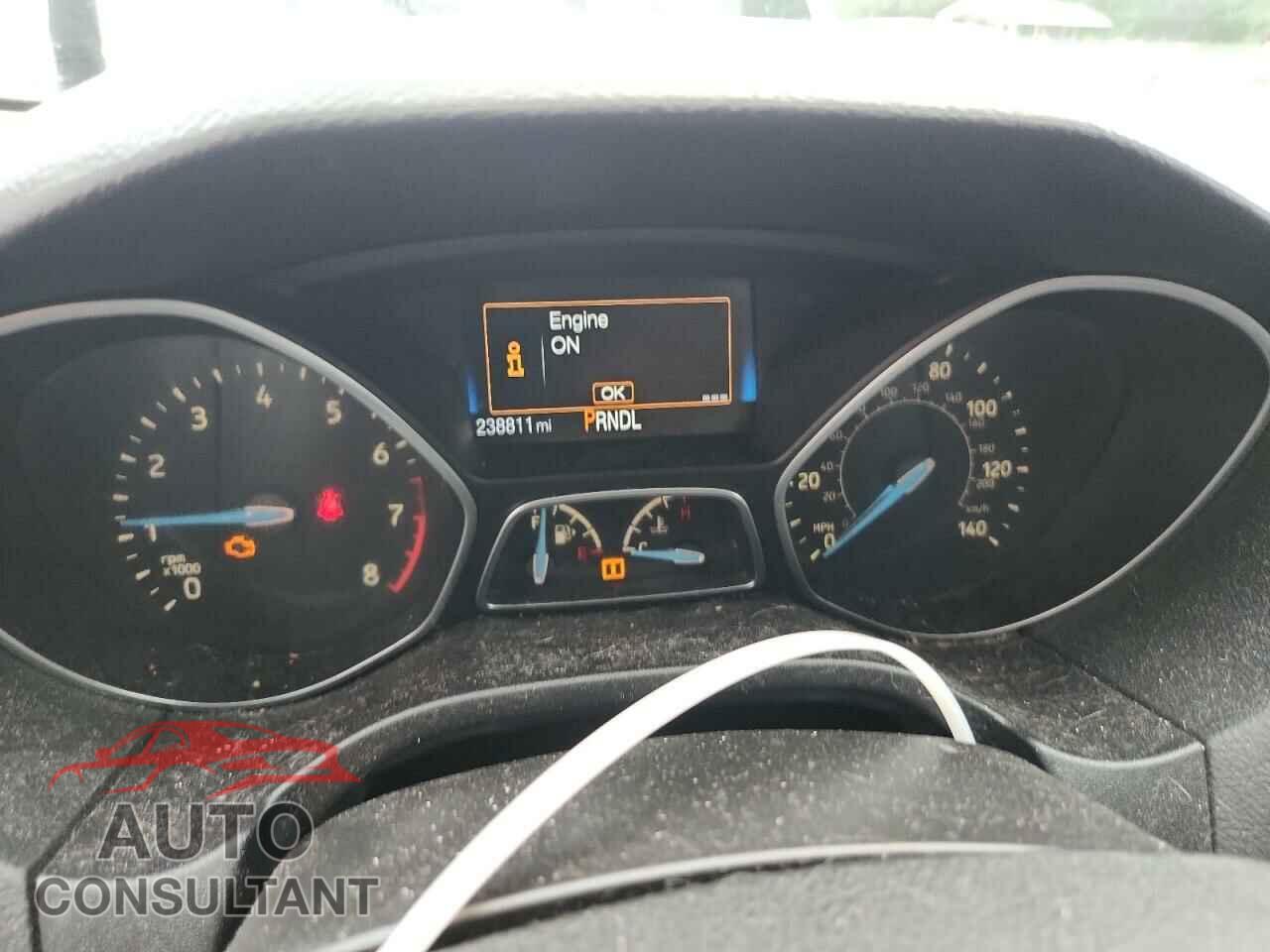 FORD FOCUS 2015 - 1FADP3F26FL365366