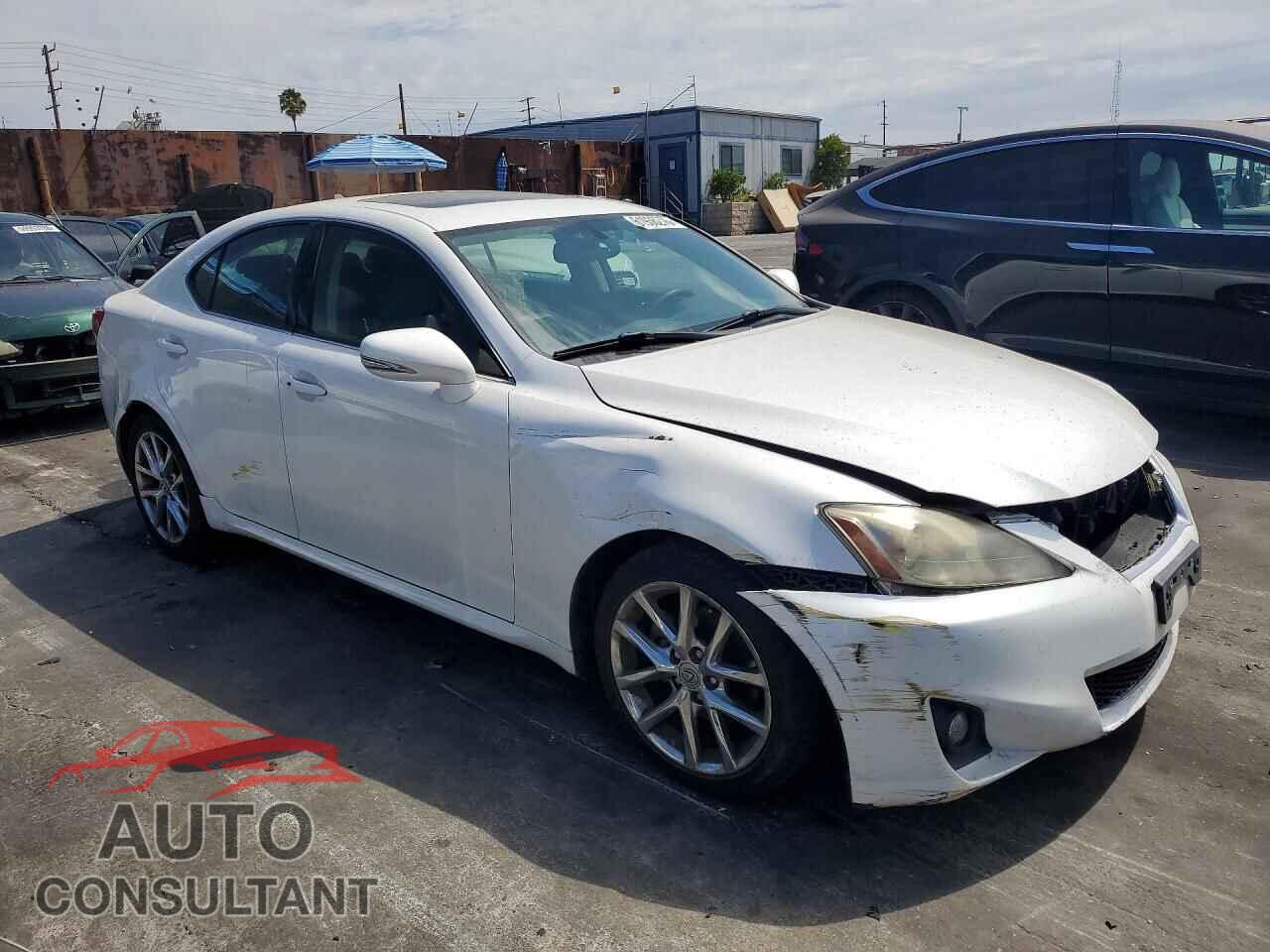 LEXUS IS 2012 - JTHBF5C27C5168211