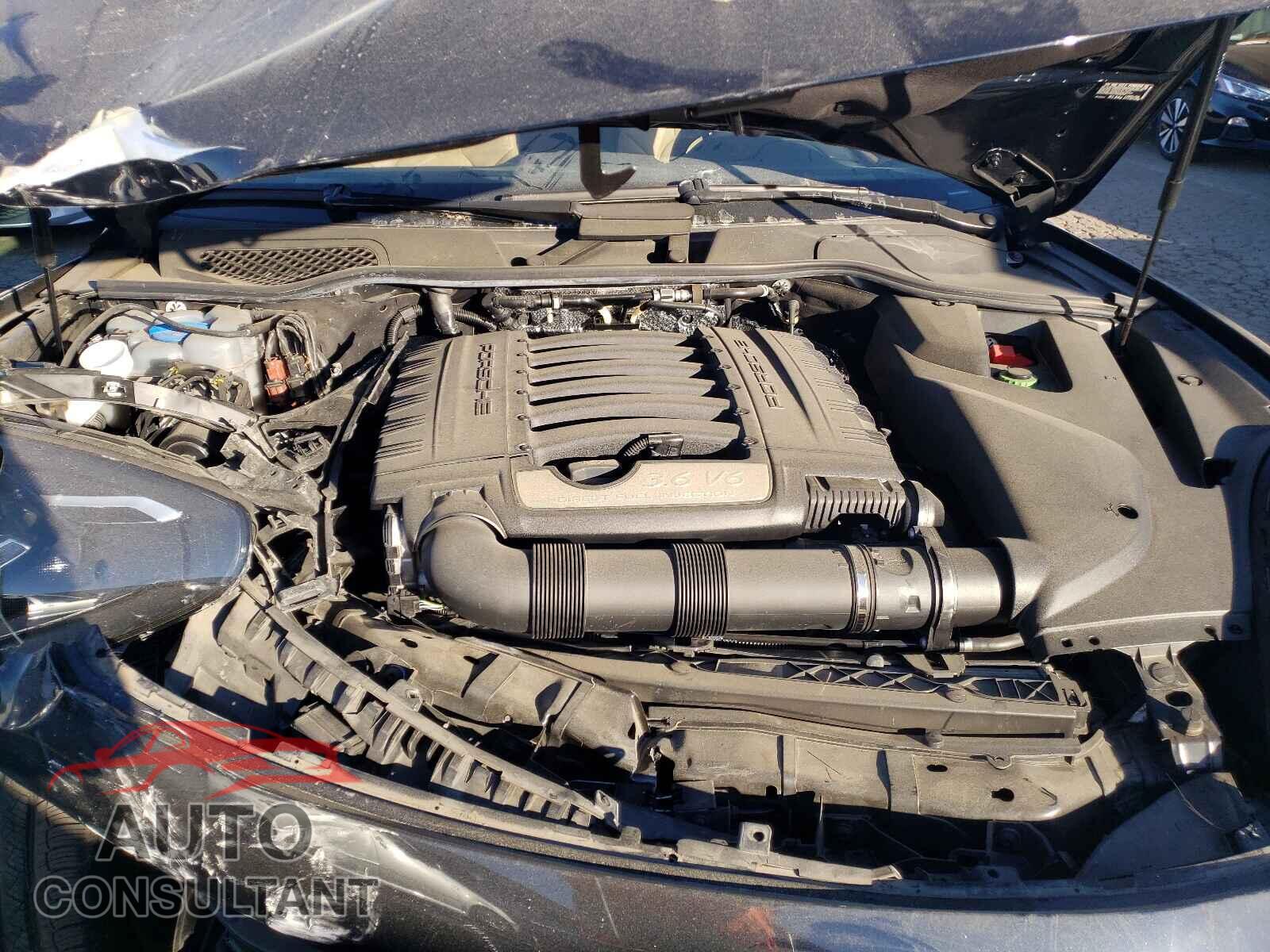 PORSCHE CAYENNE 2017 - WP1AA2A23HKA88604