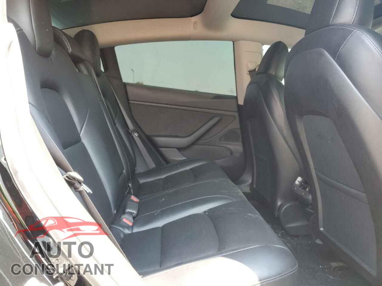 TESLA MODEL 3 2019 - 5YJ3E1EA7KF434460