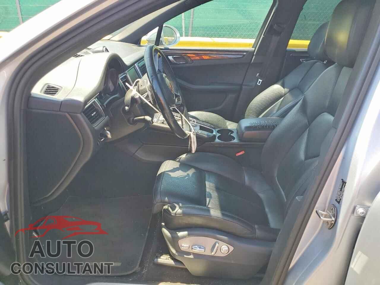 PORSCHE MACAN 2015 - WP1AB2A51FLB73357
