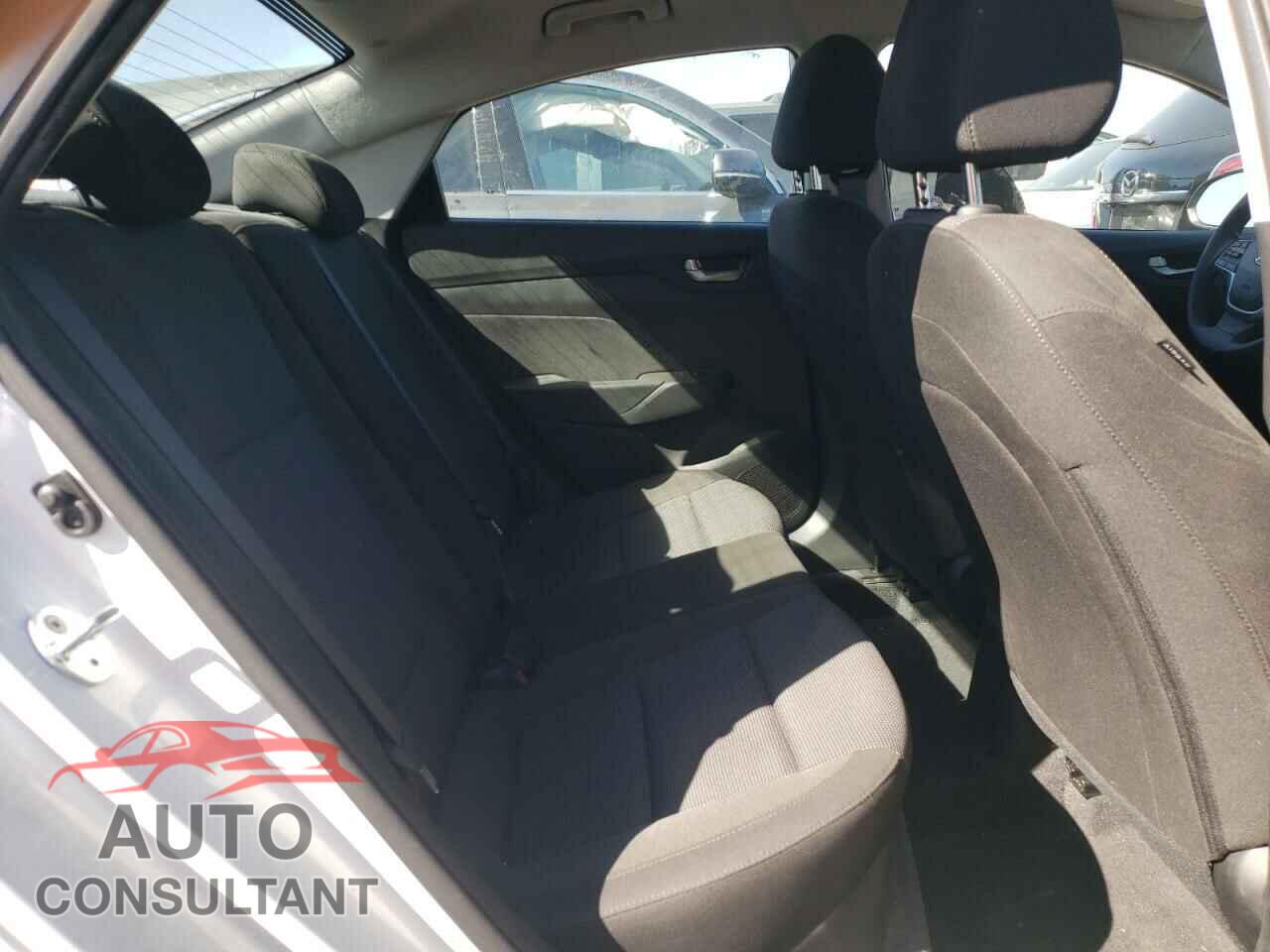 HYUNDAI ACCENT 2021 - 3KPC24A60ME149460