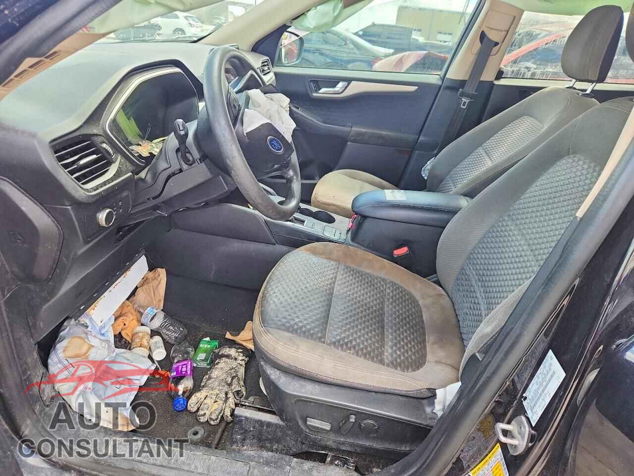 FORD ESCAPE 2020 - 1FMCU0G67LUA10108