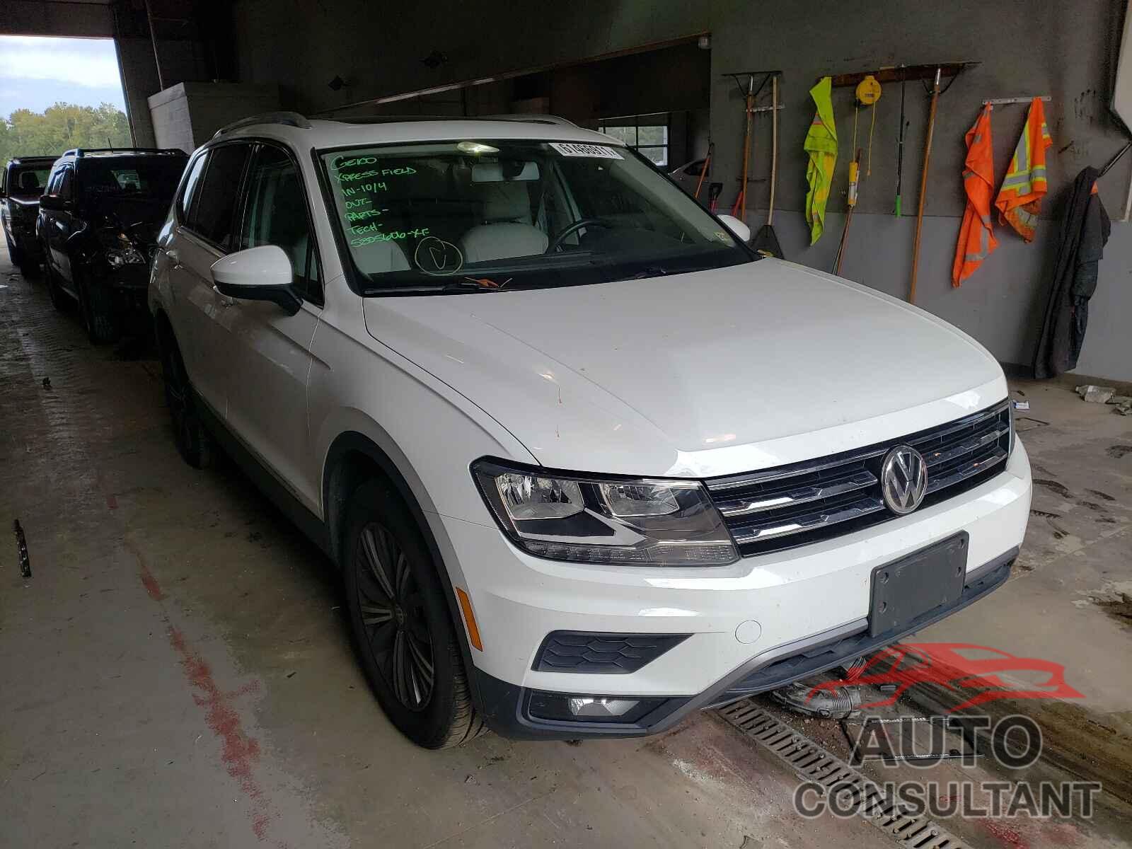 VOLKSWAGEN TIGUAN 2018 - 3VV2B7AX2JM047974