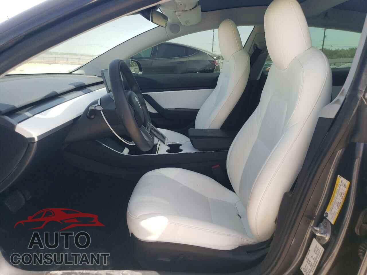 TESLA MODEL 3 2019 - 5YJ3E1EB4KF450415