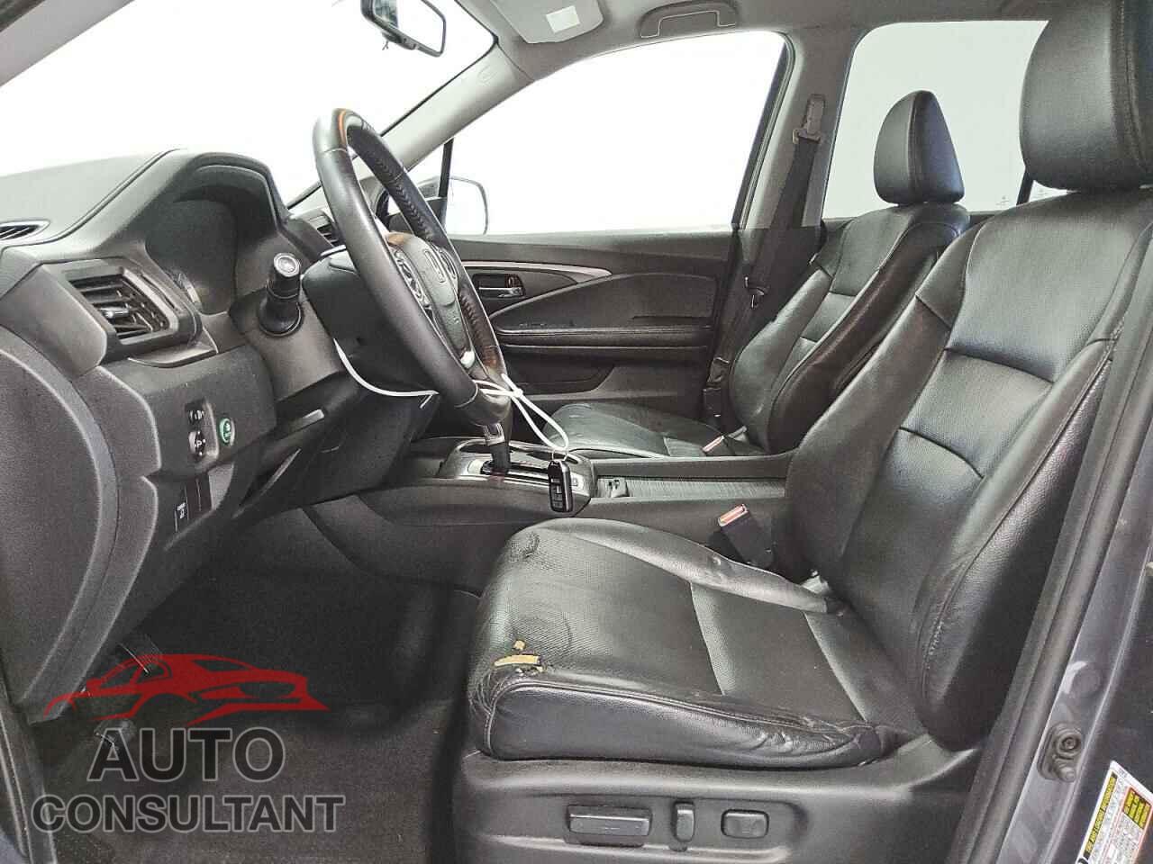 HONDA RIDGELINE 2017 - 5FPYK2F65HB002111