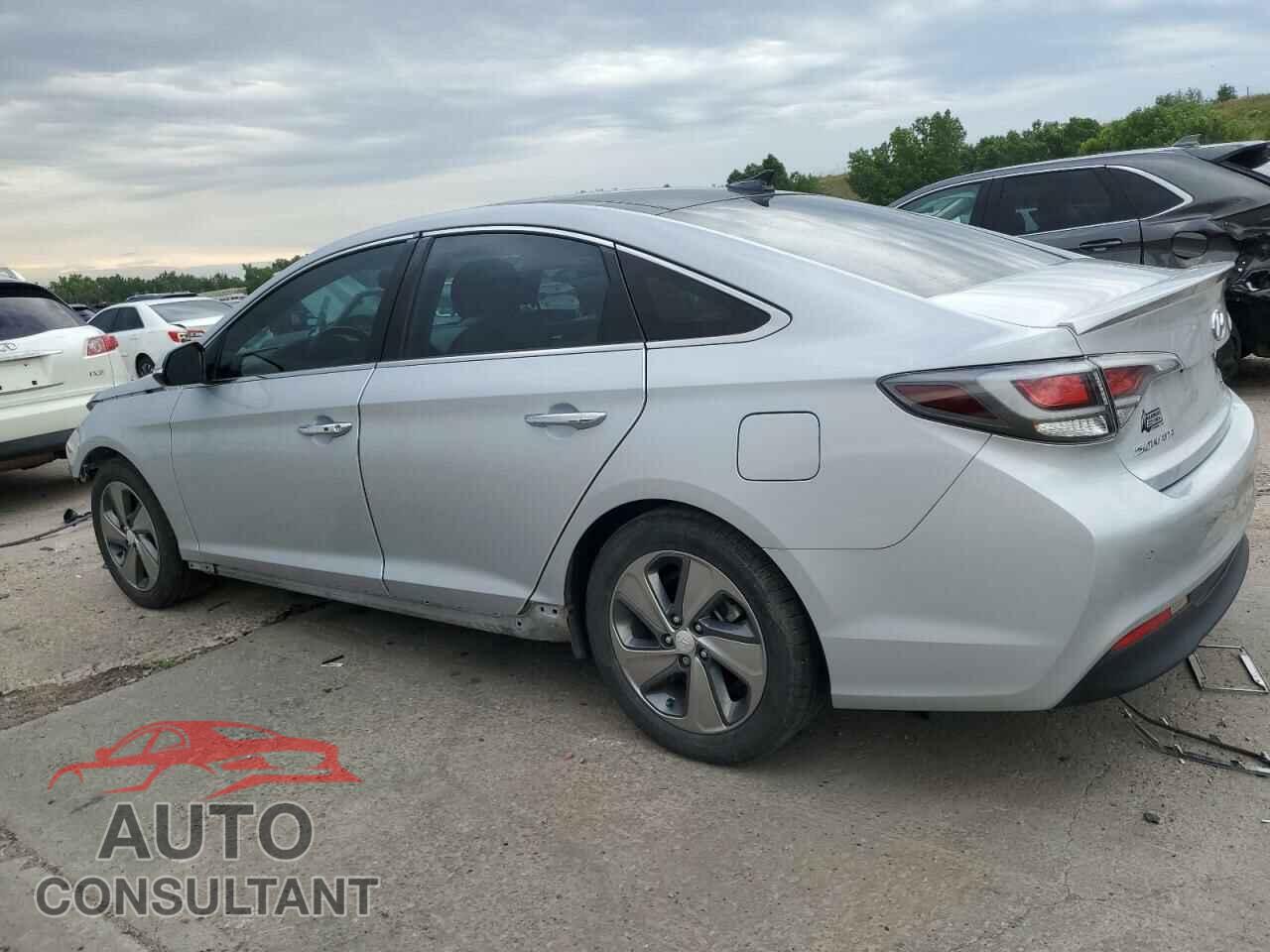 HYUNDAI SONATA 2017 - KMHE34L15HA054792