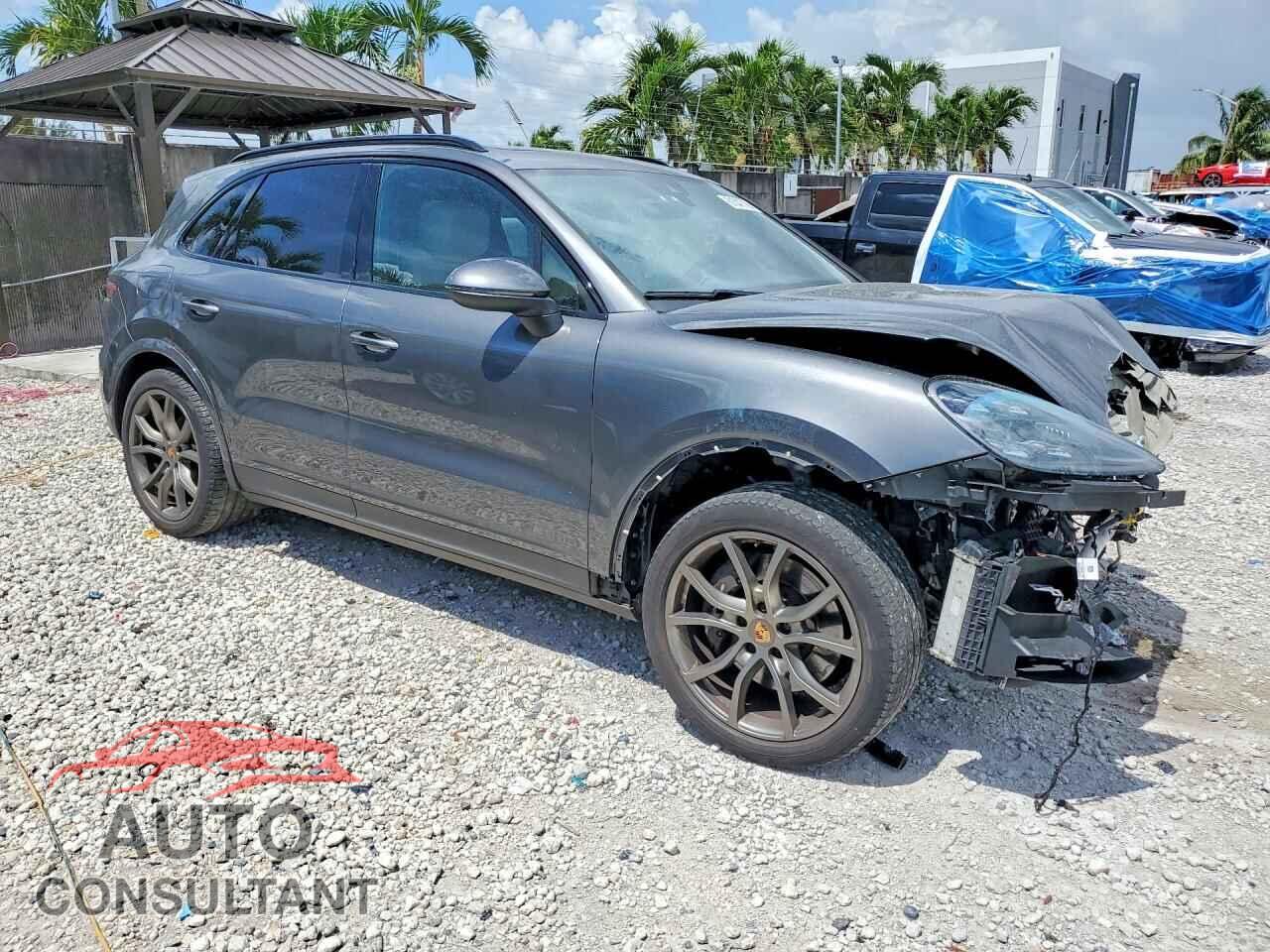 PORSCHE CAYENNE 2022 - WP1AA2AY4NDA04083