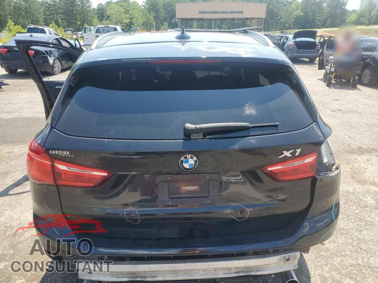 BMW X1 2017 - WBXHT3C36H5F67884