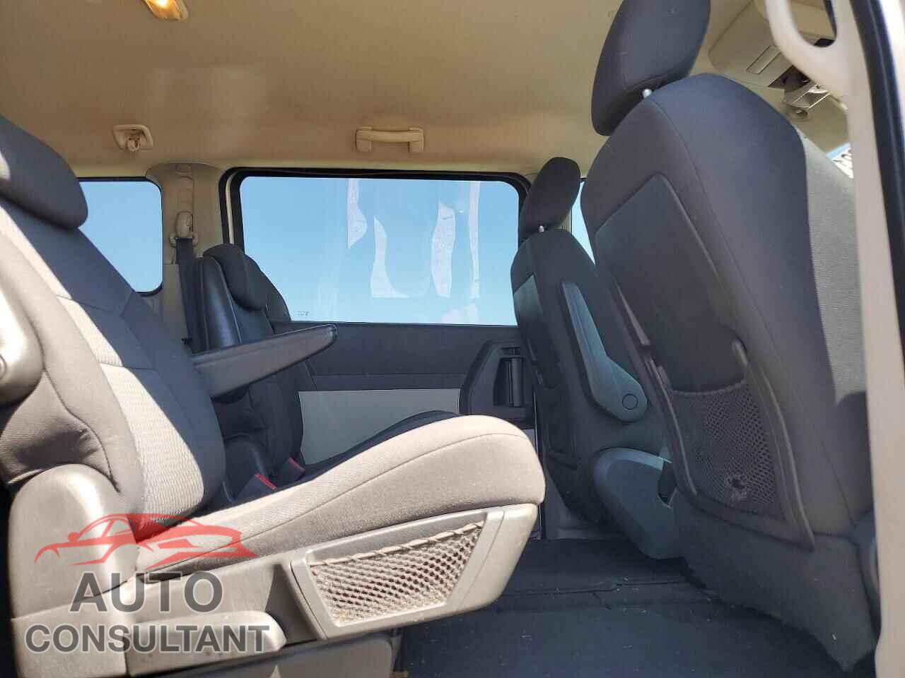 DODGE CARAVAN 2010 - 2D4RN4DE9AR166890