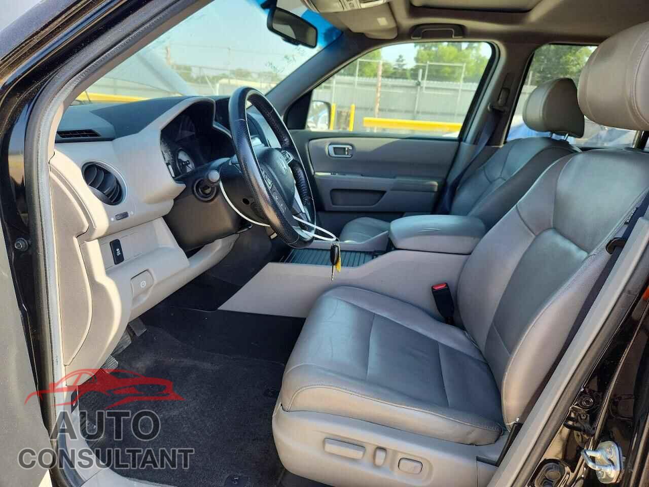 HONDA PILOT 2012 - 5FNYF4H53CB069621