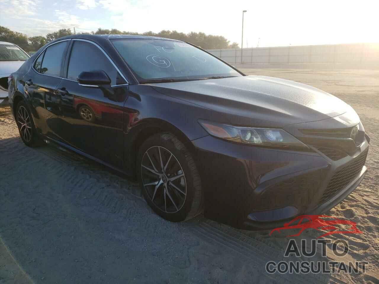 TOYOTA CAMRY 2022 - 4T1T11AK6NU669255