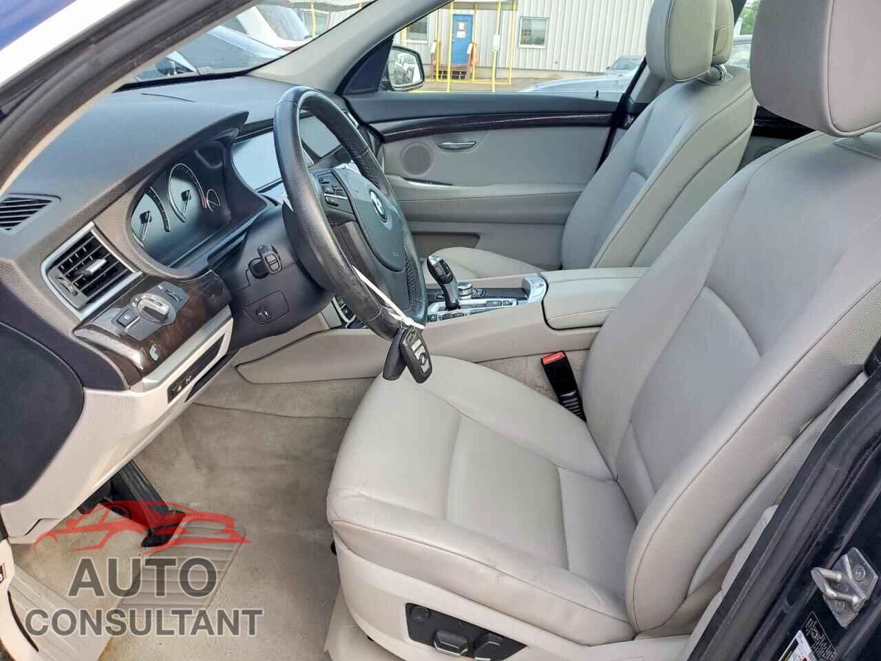BMW 5 SERIES 2012 - WBASP2C58CC338558
