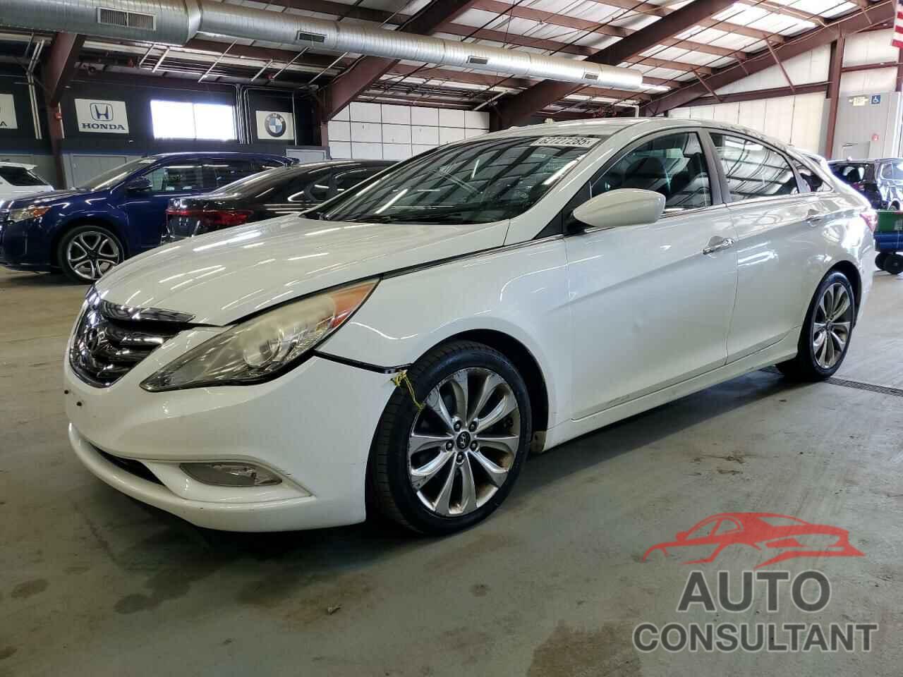 HYUNDAI SONATA 2011 - 5NPEC4AC8BH000816