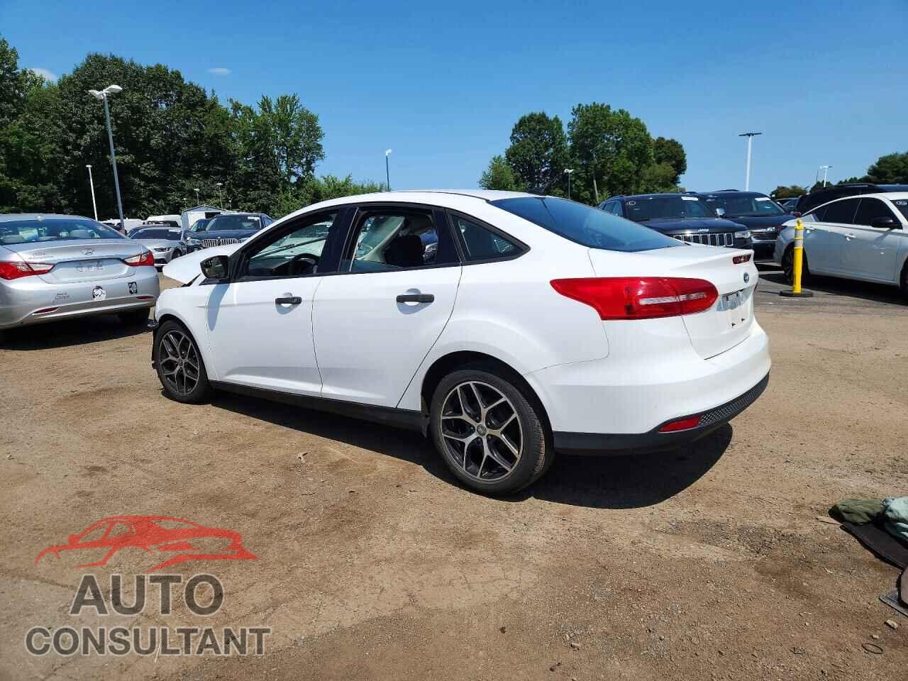 FORD FOCUS 2016 - 1FADP3E25GL228034