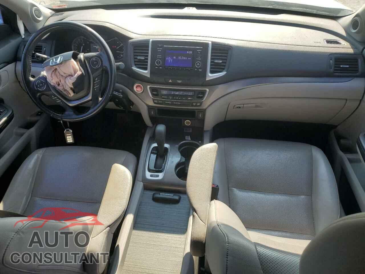 HONDA RIDGELINE 2017 - 5FPYK3F51HB023521