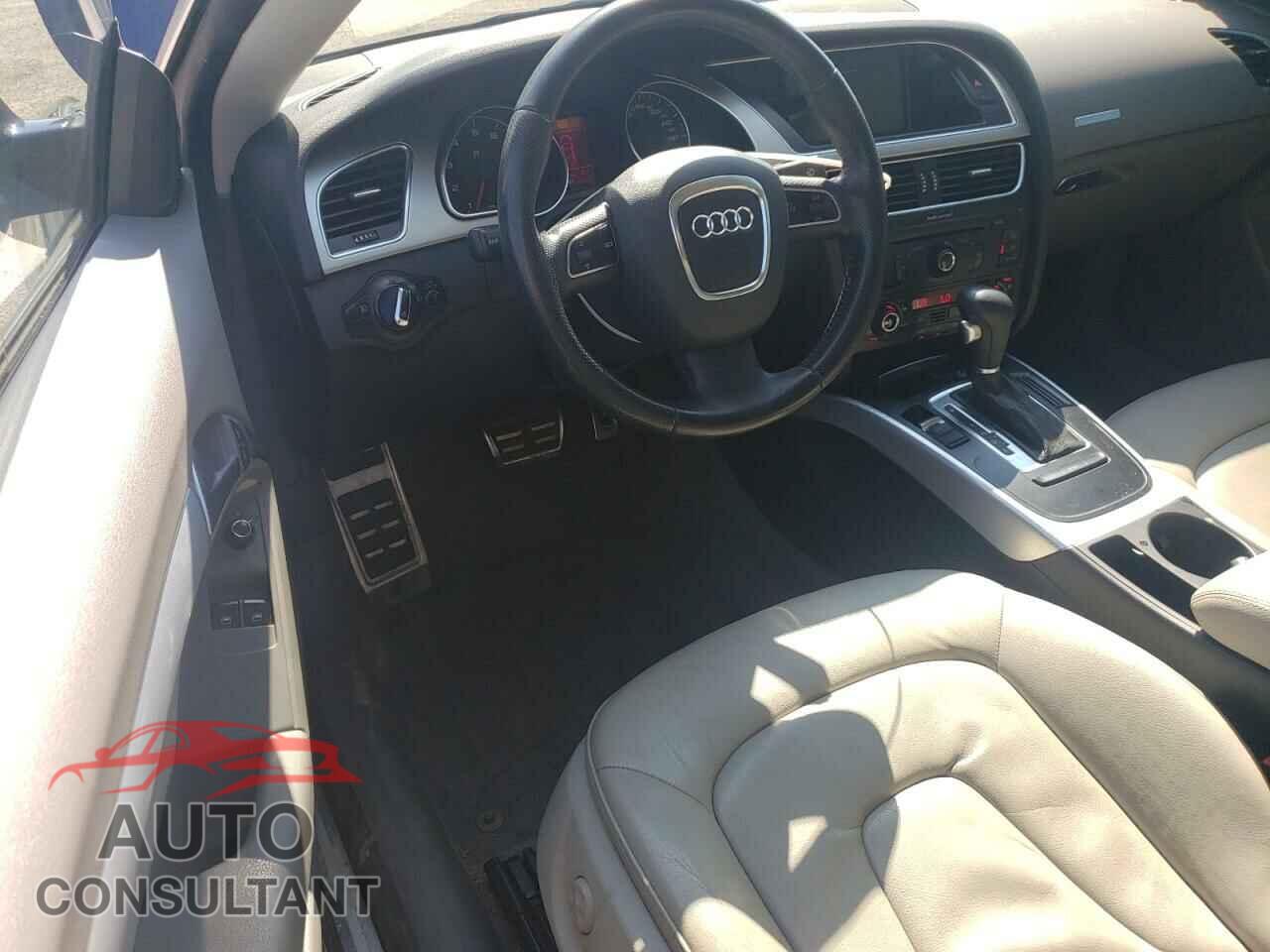 AUDI A5 2012 - WAULFBFR3CA004875